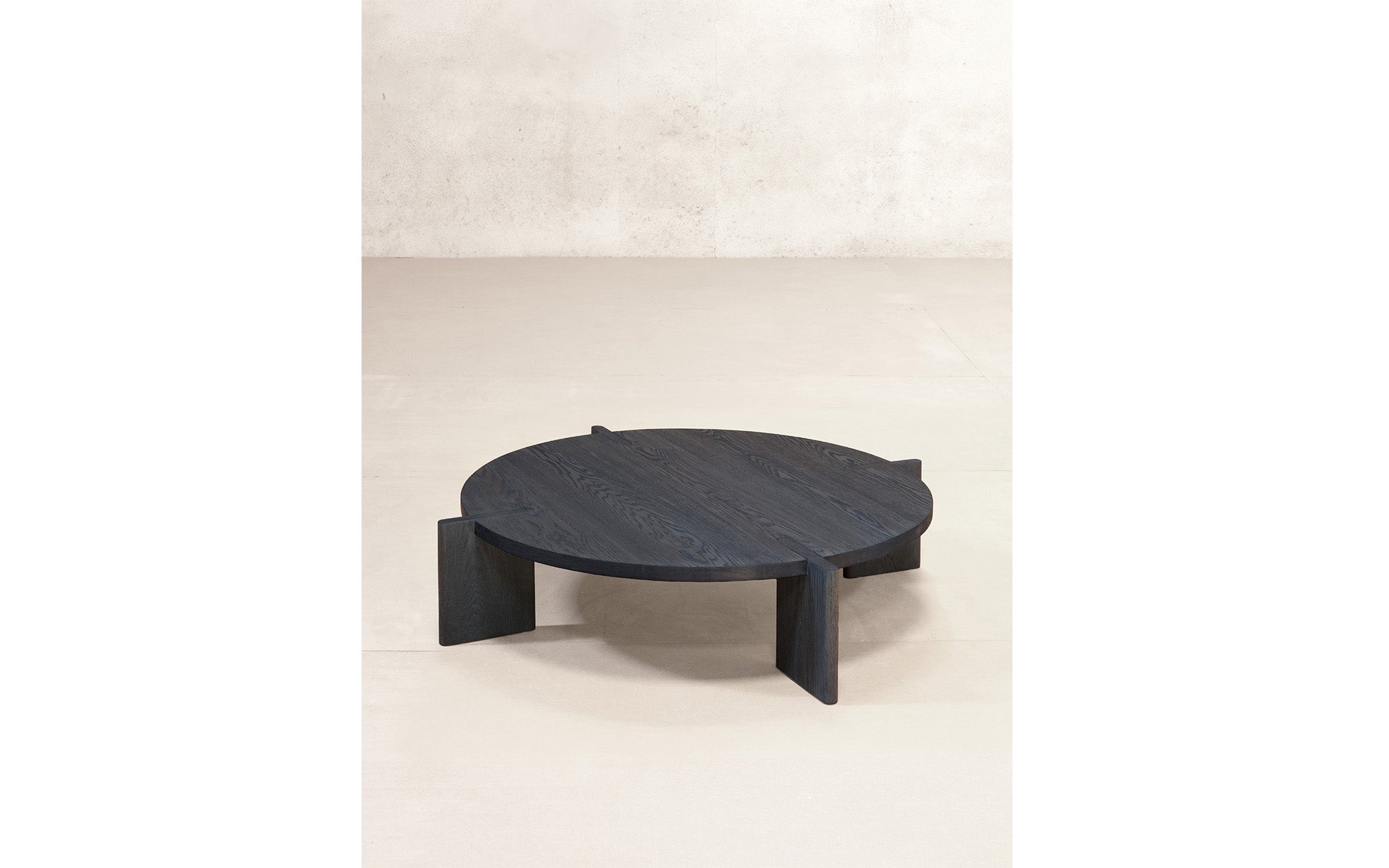 x+l 14 Full Circle dining table