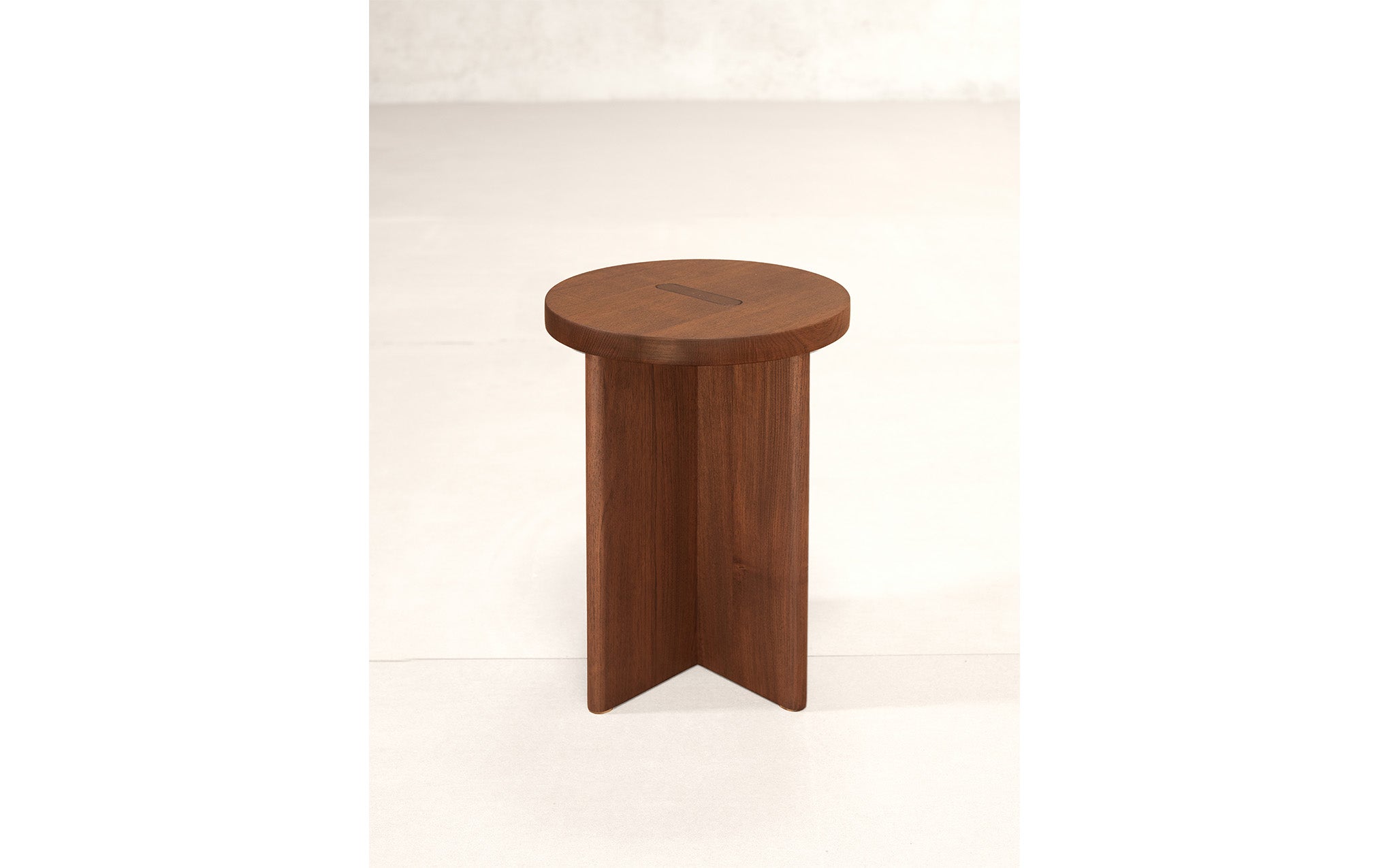 x+l 15 circle stool