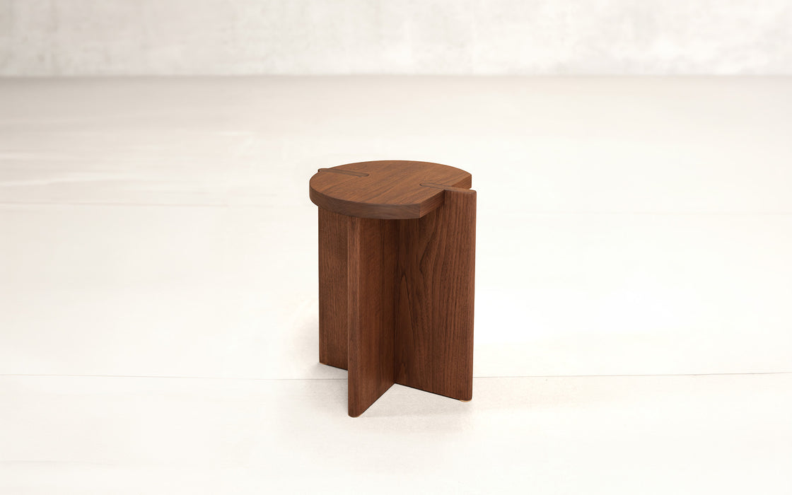 x+l 16 Cut Circle stool