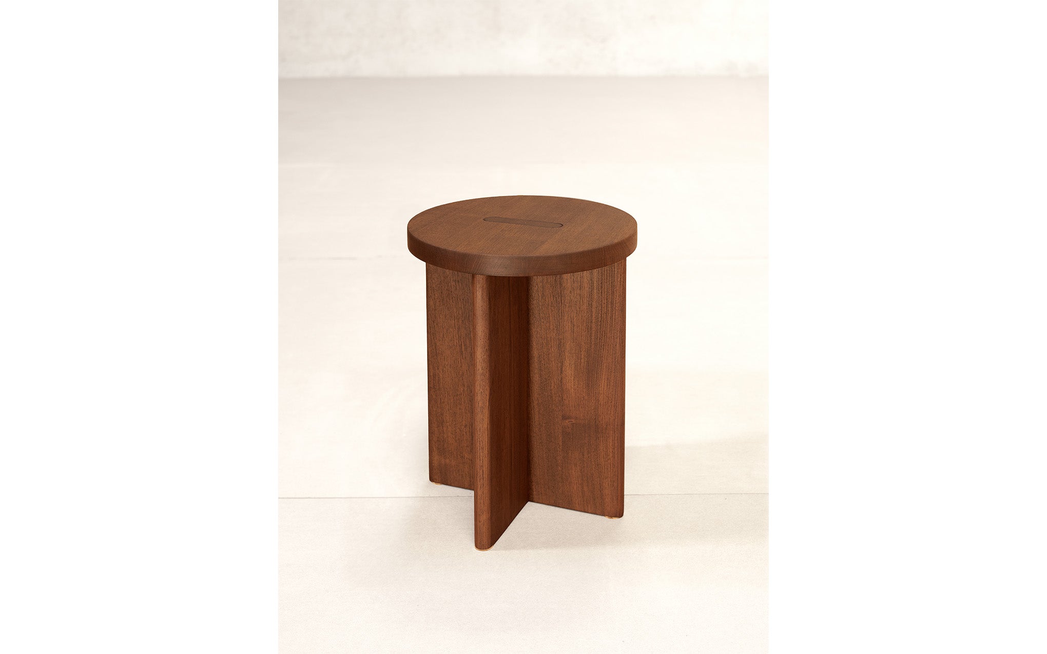 x+l 15 circle stool