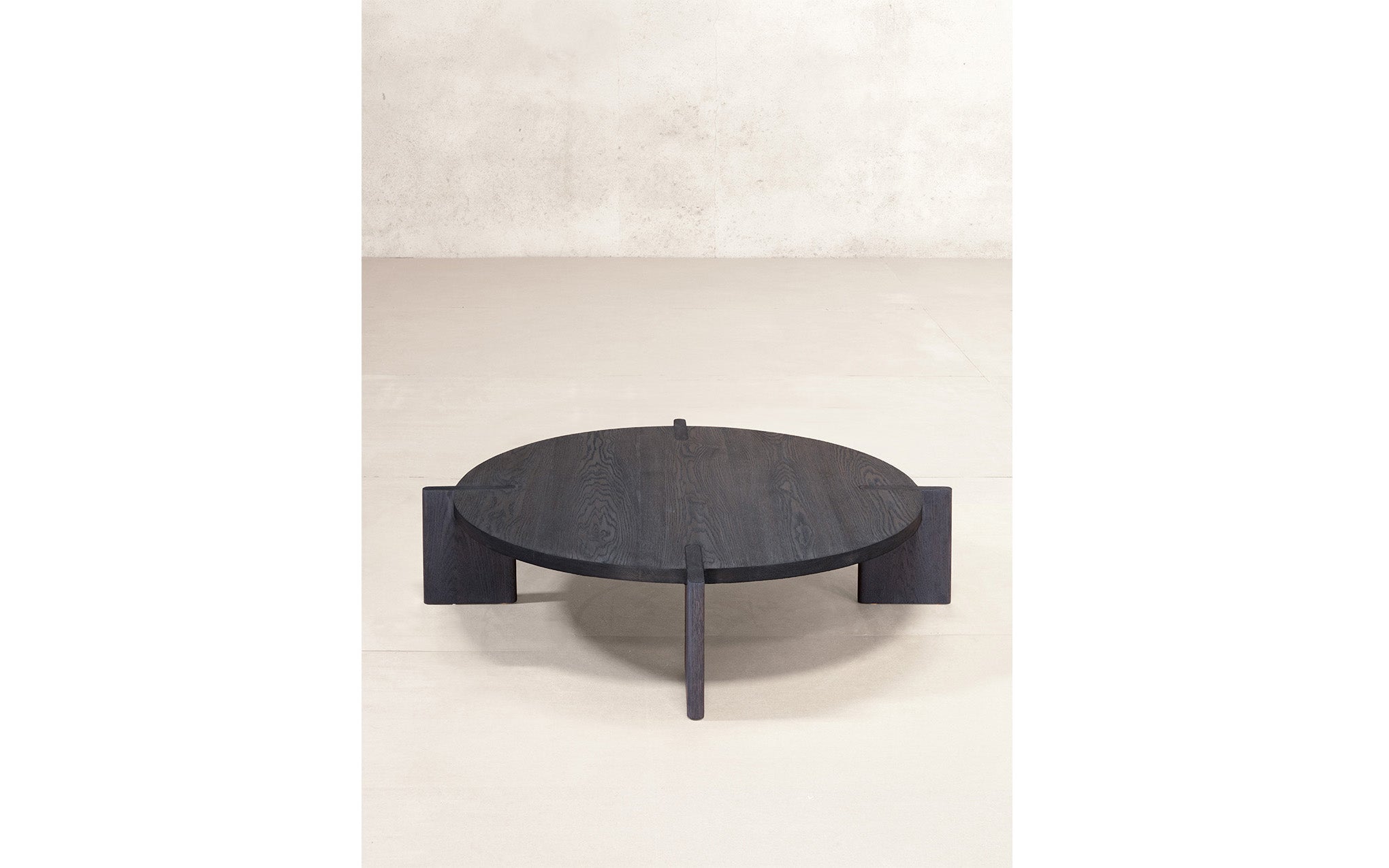 x+l 14 Full Circle dining table