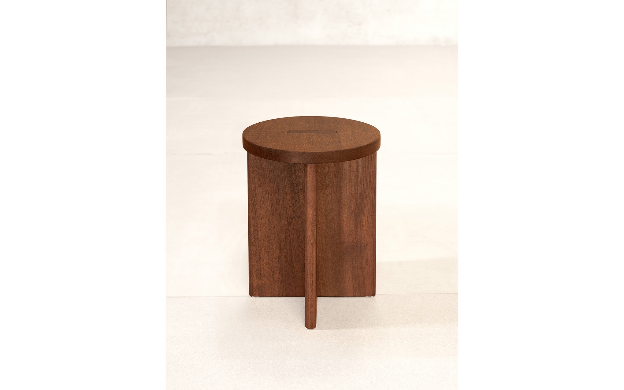 x+l 15 circle stool