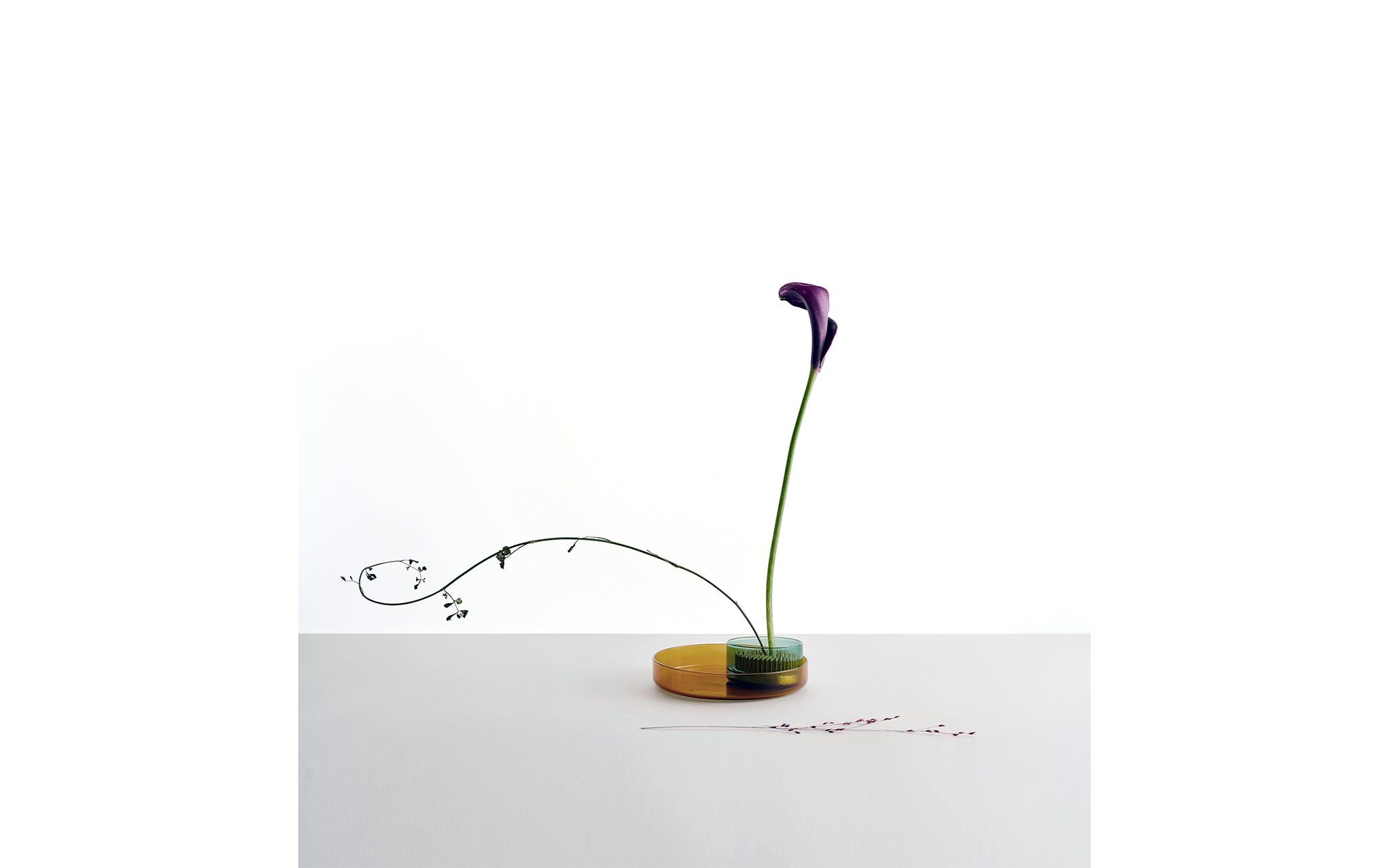 Kenzan tray set – brass, petrol green & amber