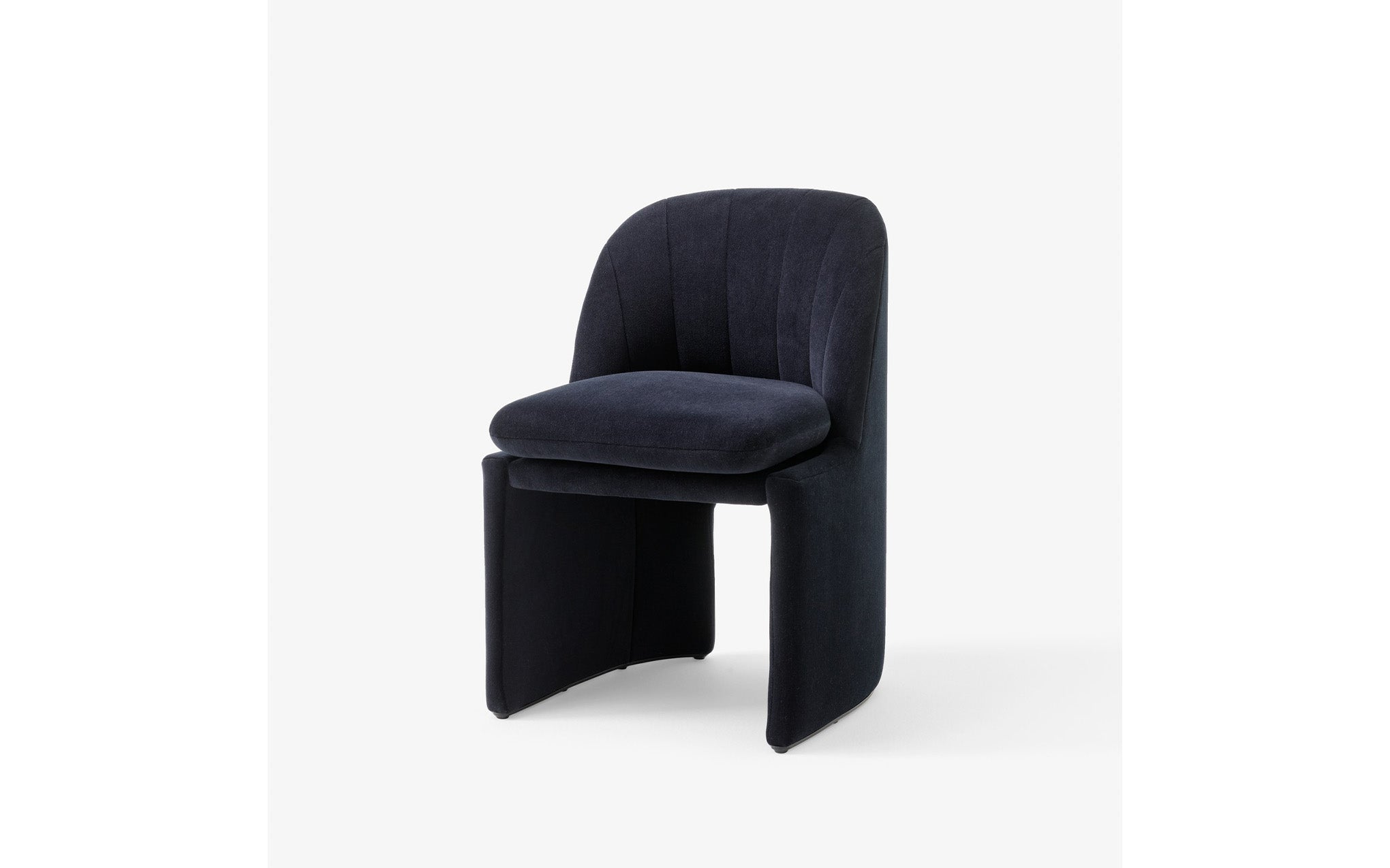 Loafer SC106 side chair