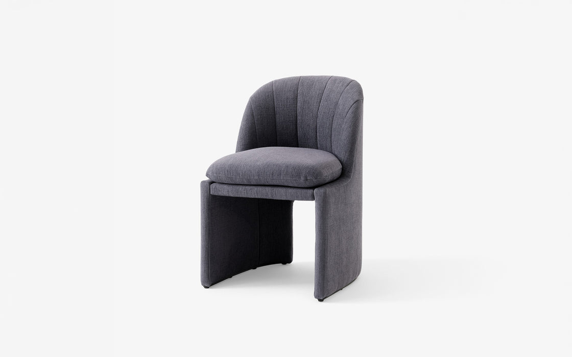Loafer SC106 side chair