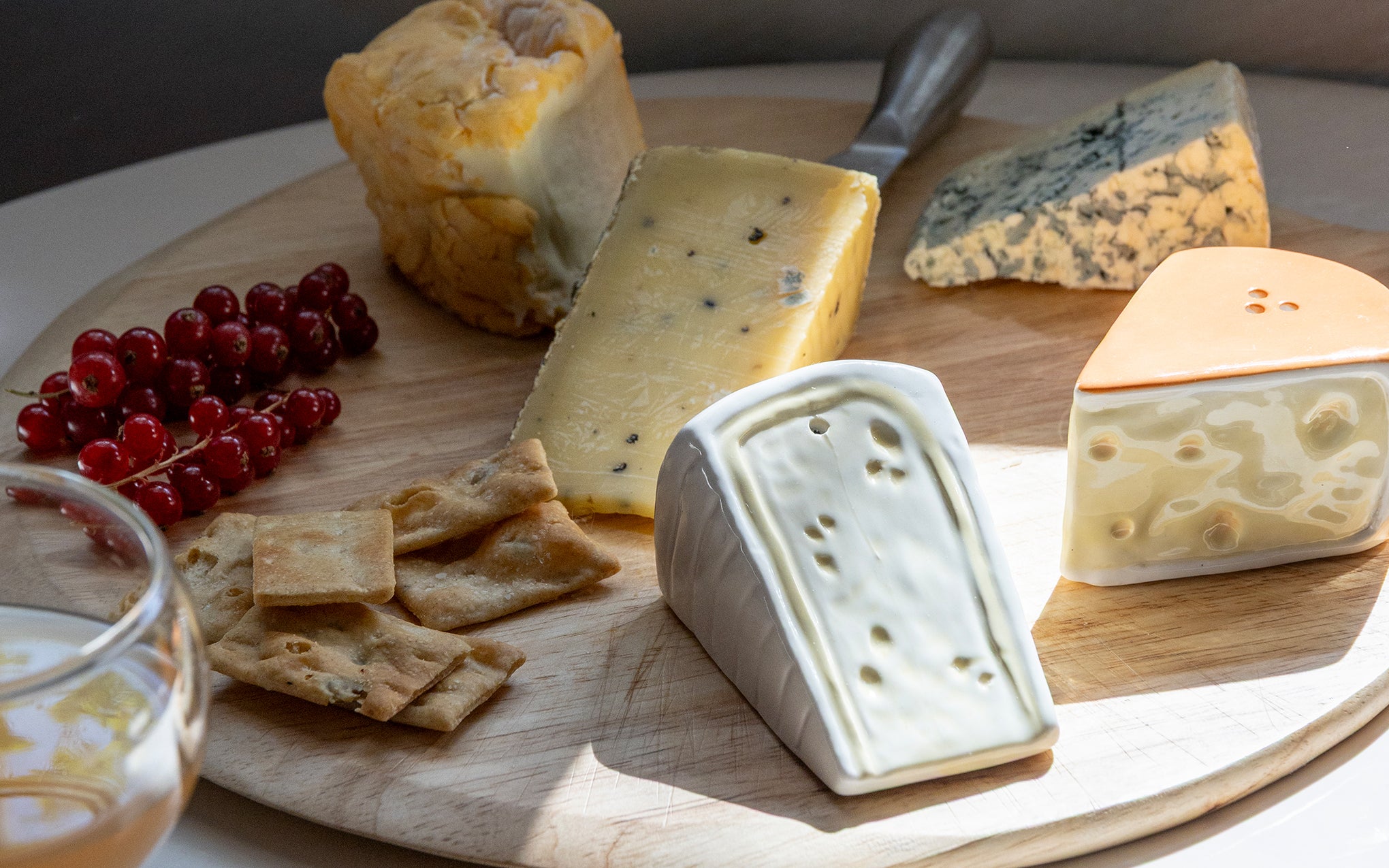 Salt & pepper shakers - cheese