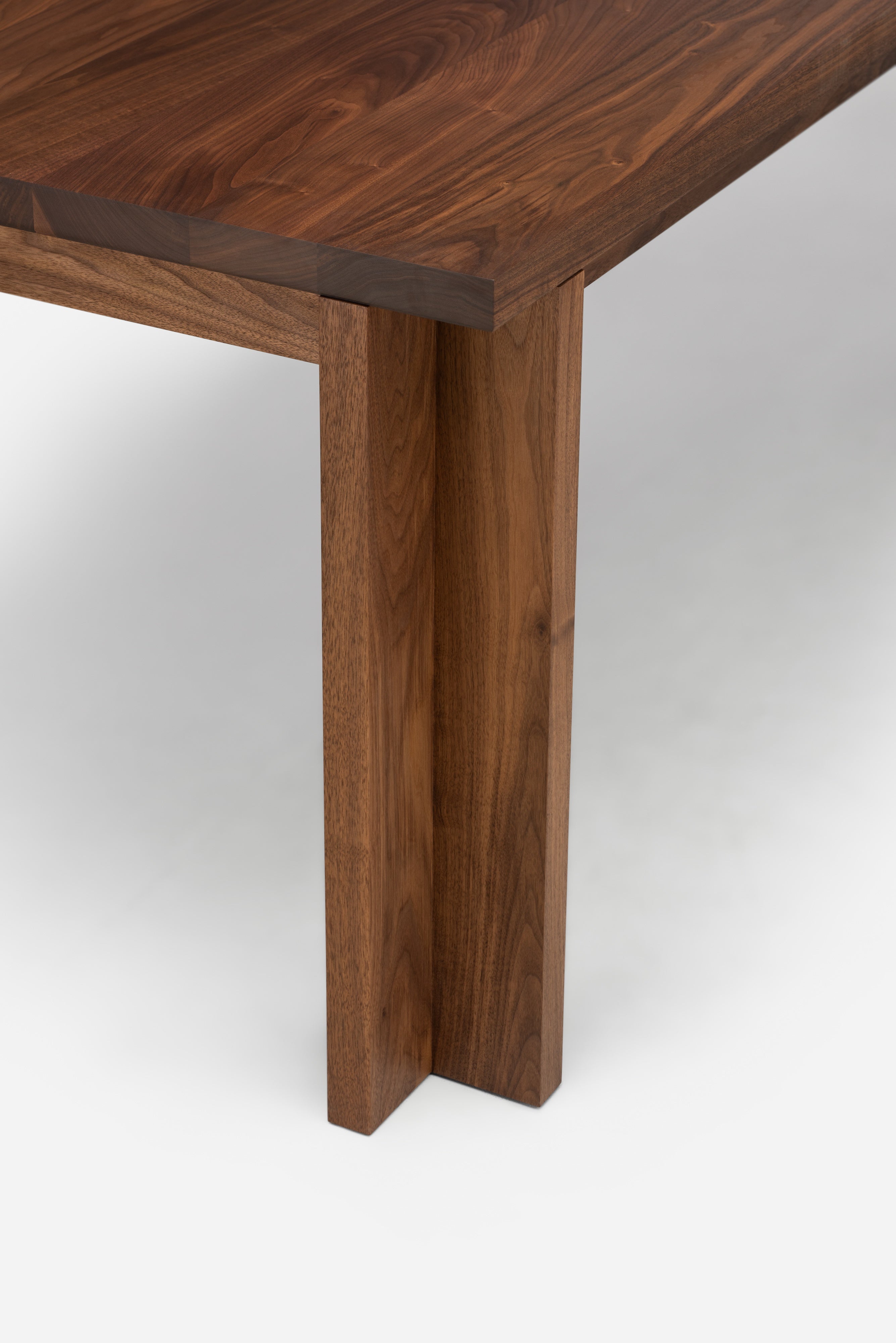 Table One by Manuel Aires Mateus for De la Espada | SCP