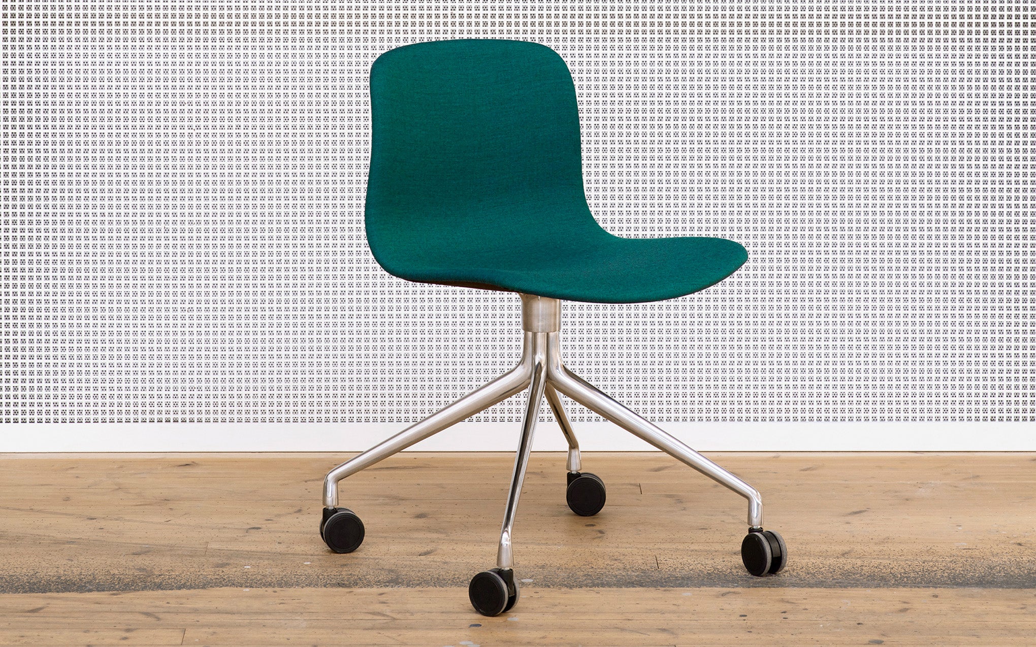 AAC 15 chair