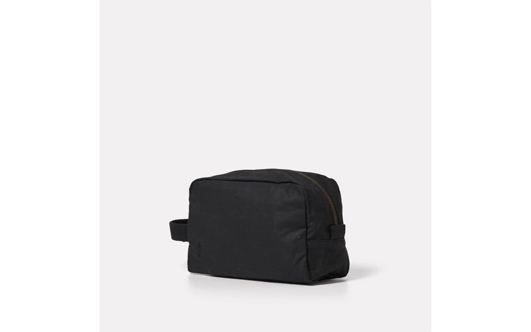 Simon waxed cotton washbag