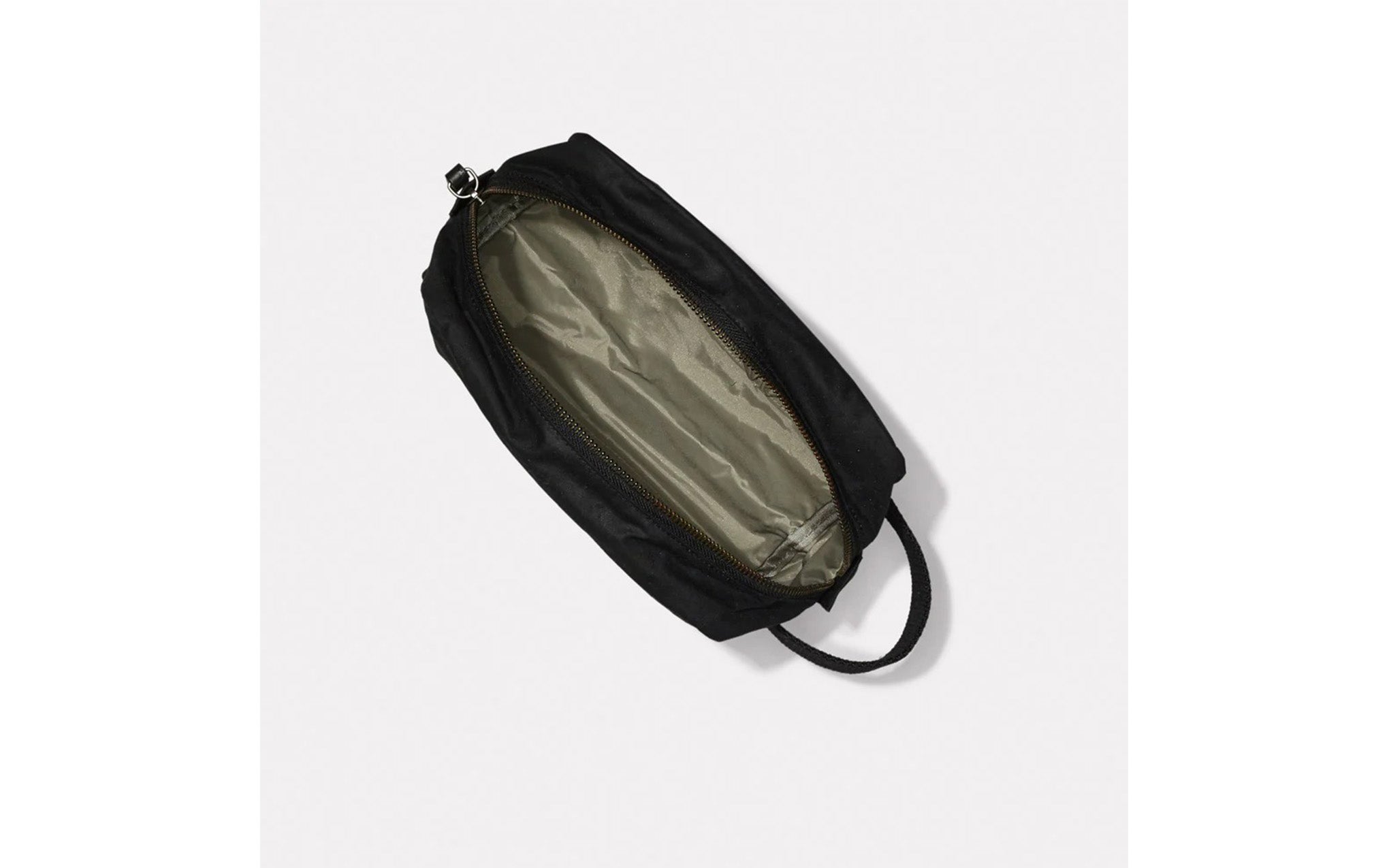 Simon waxed cotton washbag