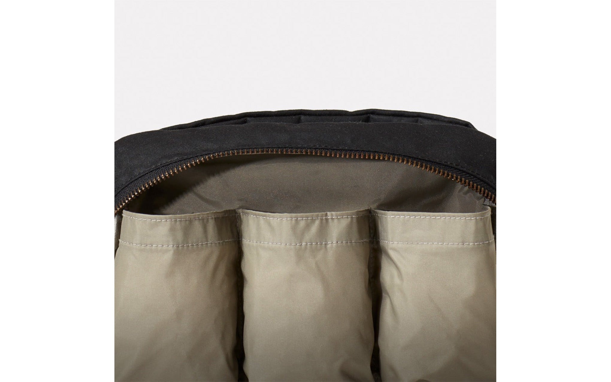 Simon waxed cotton washbag