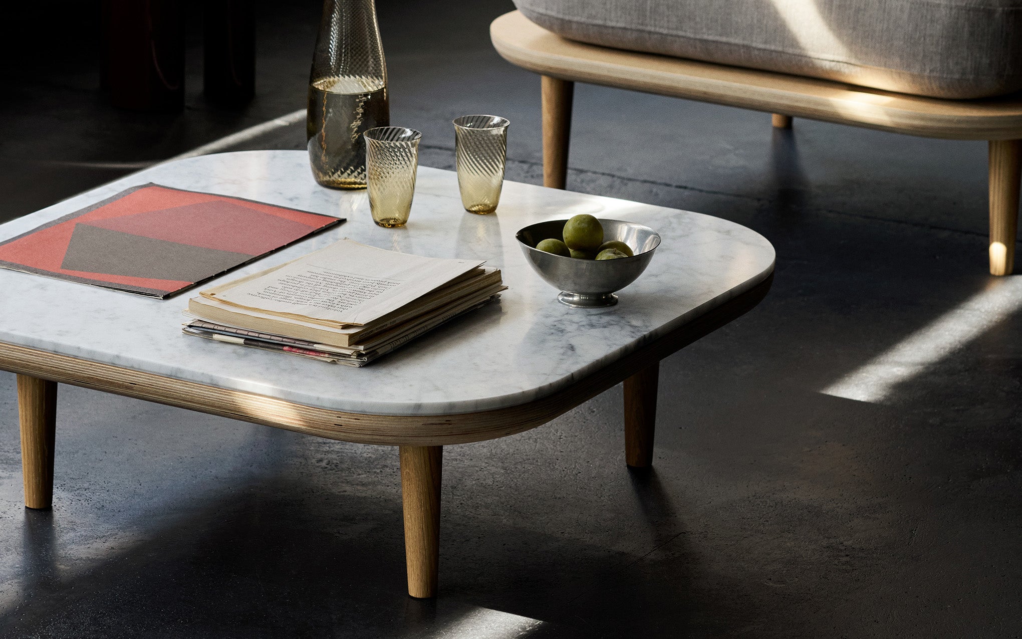 Fly SC4 coffee table