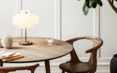 In Between table - round