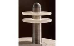 Median table lamp
