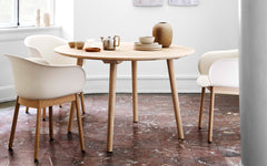 In Between table - round