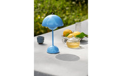 Flowerpot VP9 portable table light
