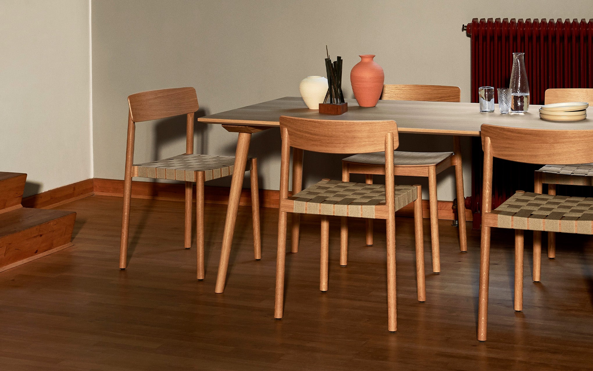 In Between table - rectangular