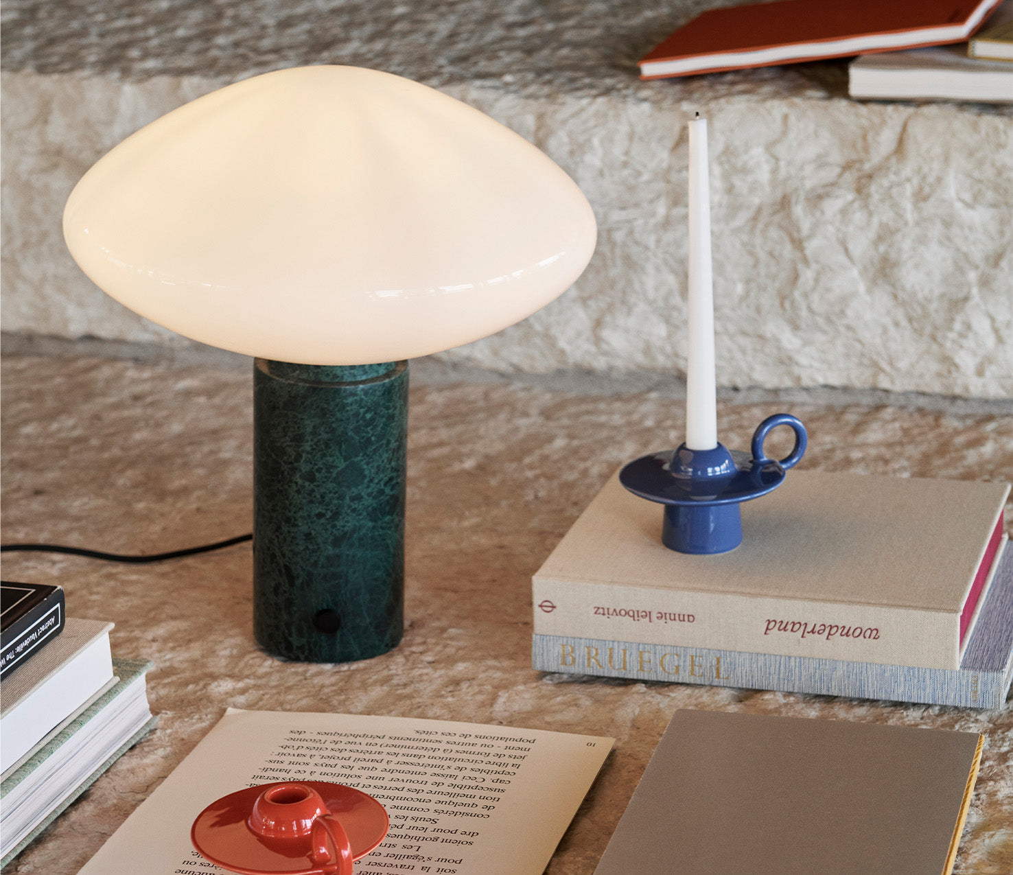 Mist AP17 table lamp
