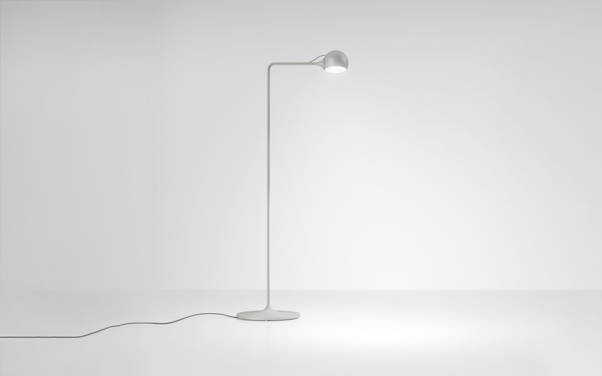 IXA reading floor light by Foster + Partners for Artemide | SCP