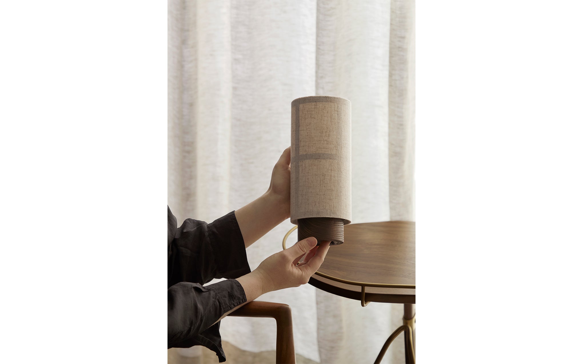 Hashira portable light