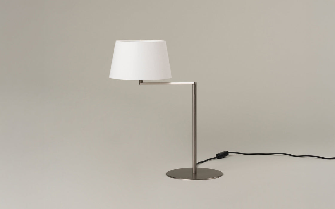 Americana table lamp