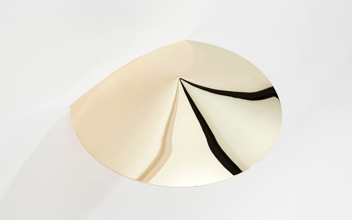 Shade sconce