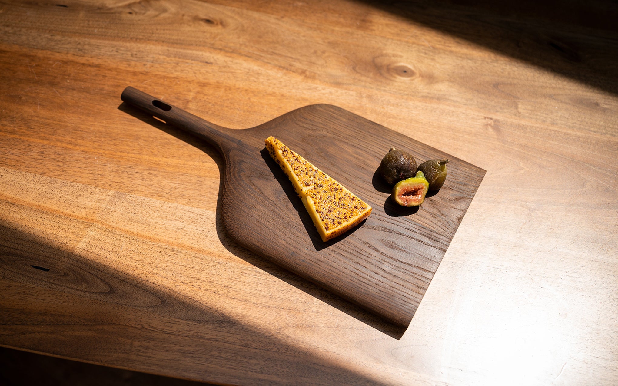 SK2 chopping board