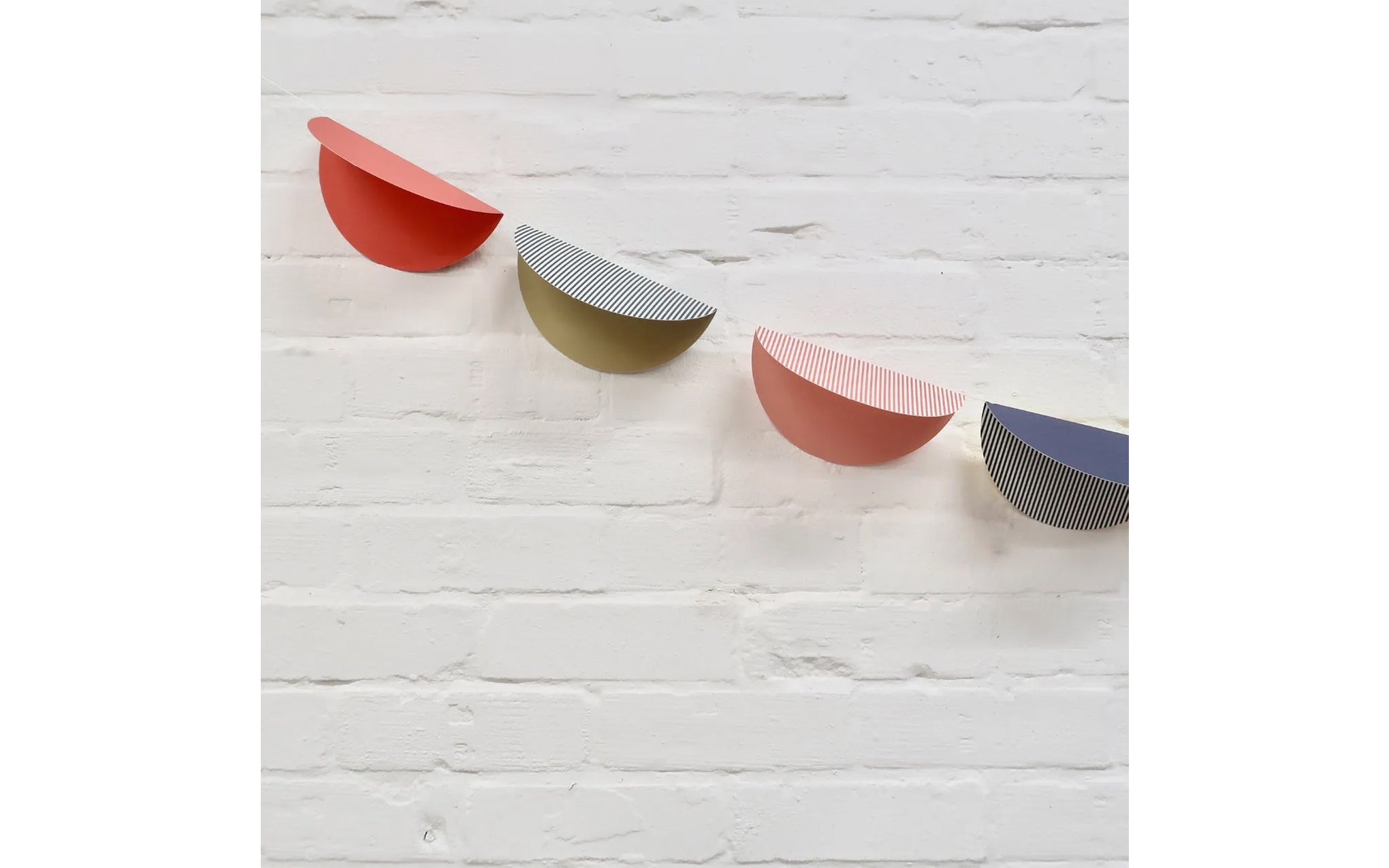 Sophie Smallhorn paper garland no.1