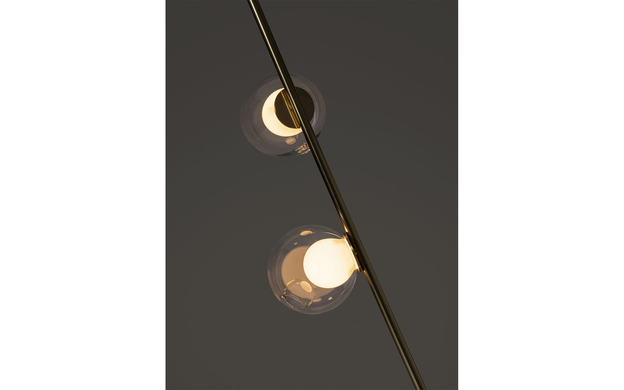 28 Stem column light