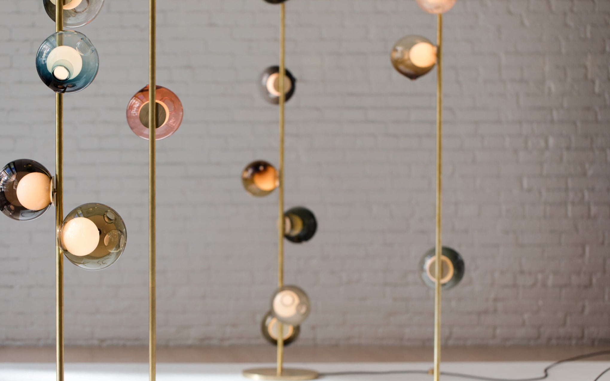 28 Stem column light