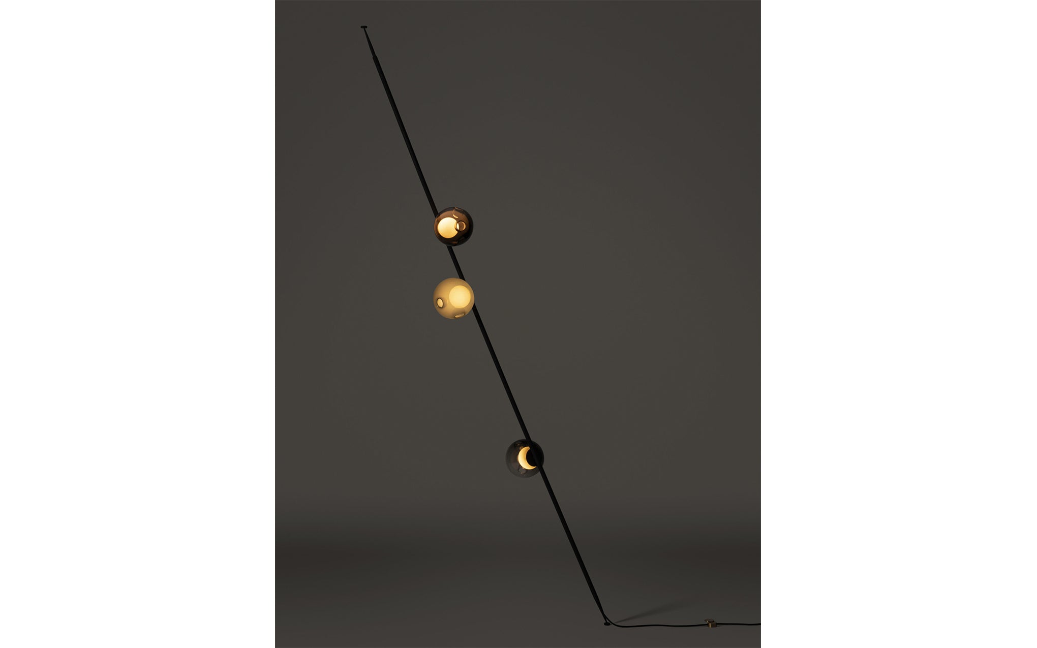 28 Stem column light