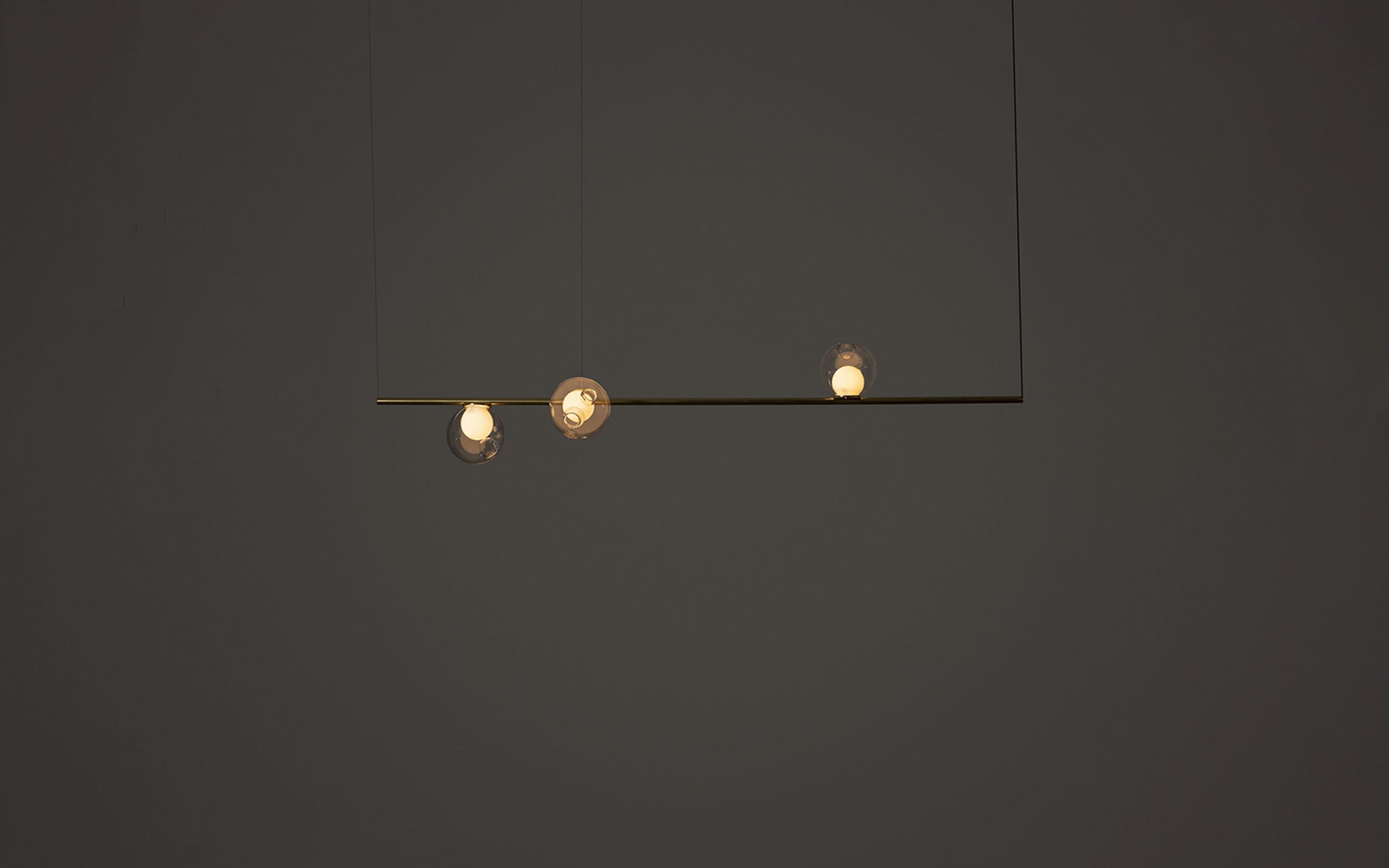 28 Stem suspended light
