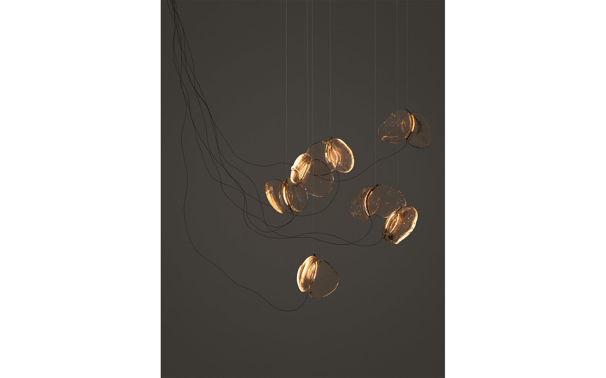 141 Random chandelier - sculptural cable