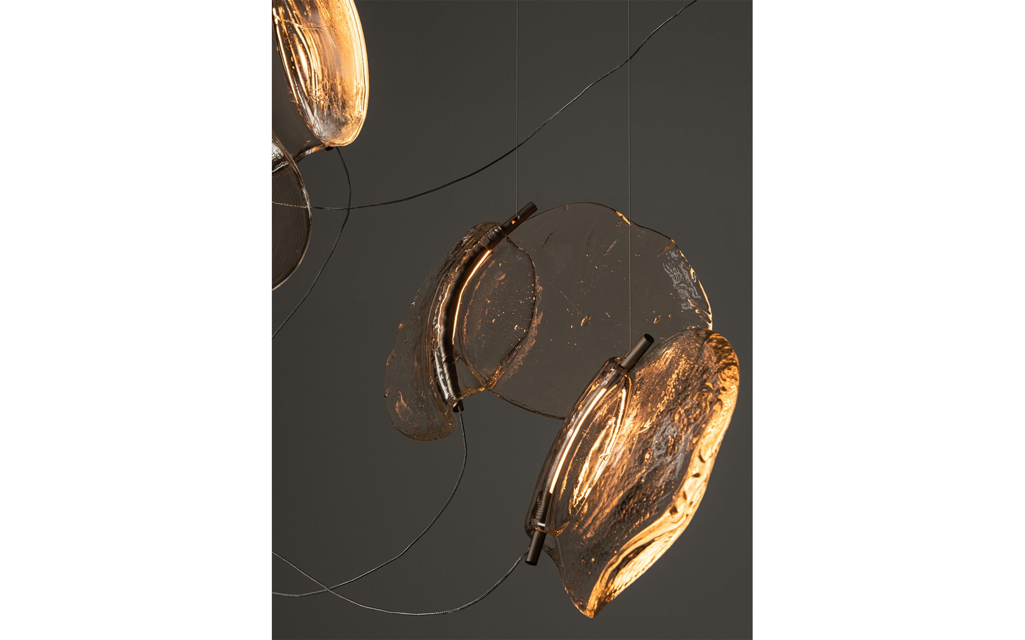 141 Random chandelier - sculptural cable