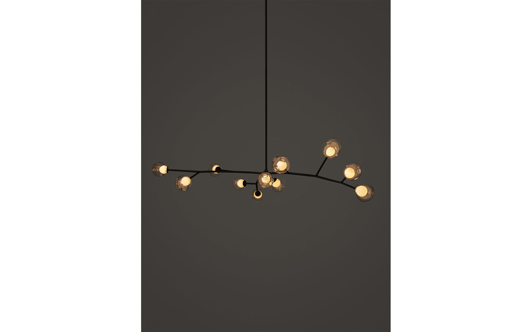 28 Armature chandelier