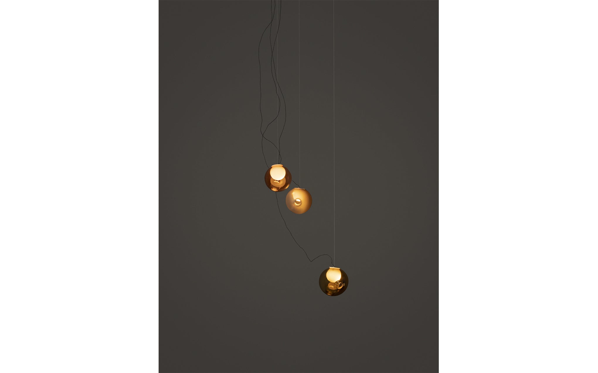 28 Random chandelier - sculptural cable