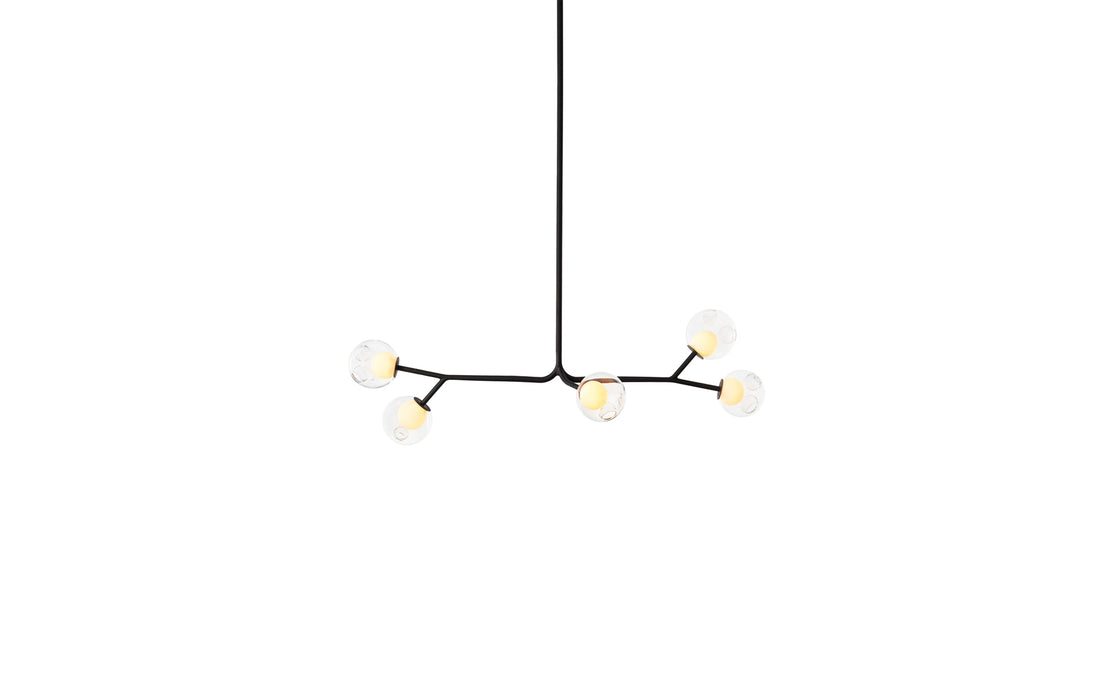 28 Armature chandelier