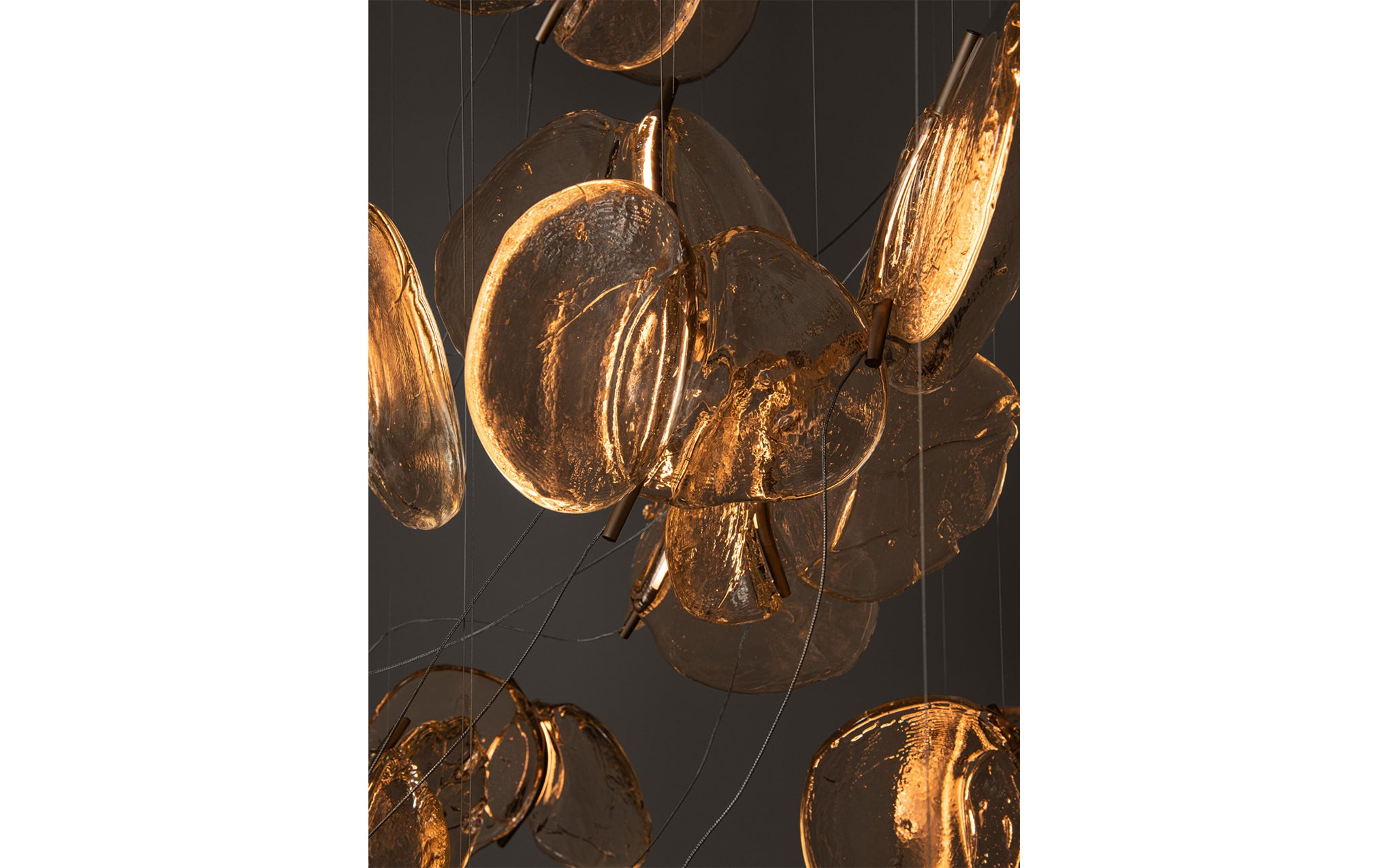 141 Random chandelier - sculptural cable