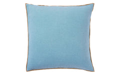 Evy linen cushion