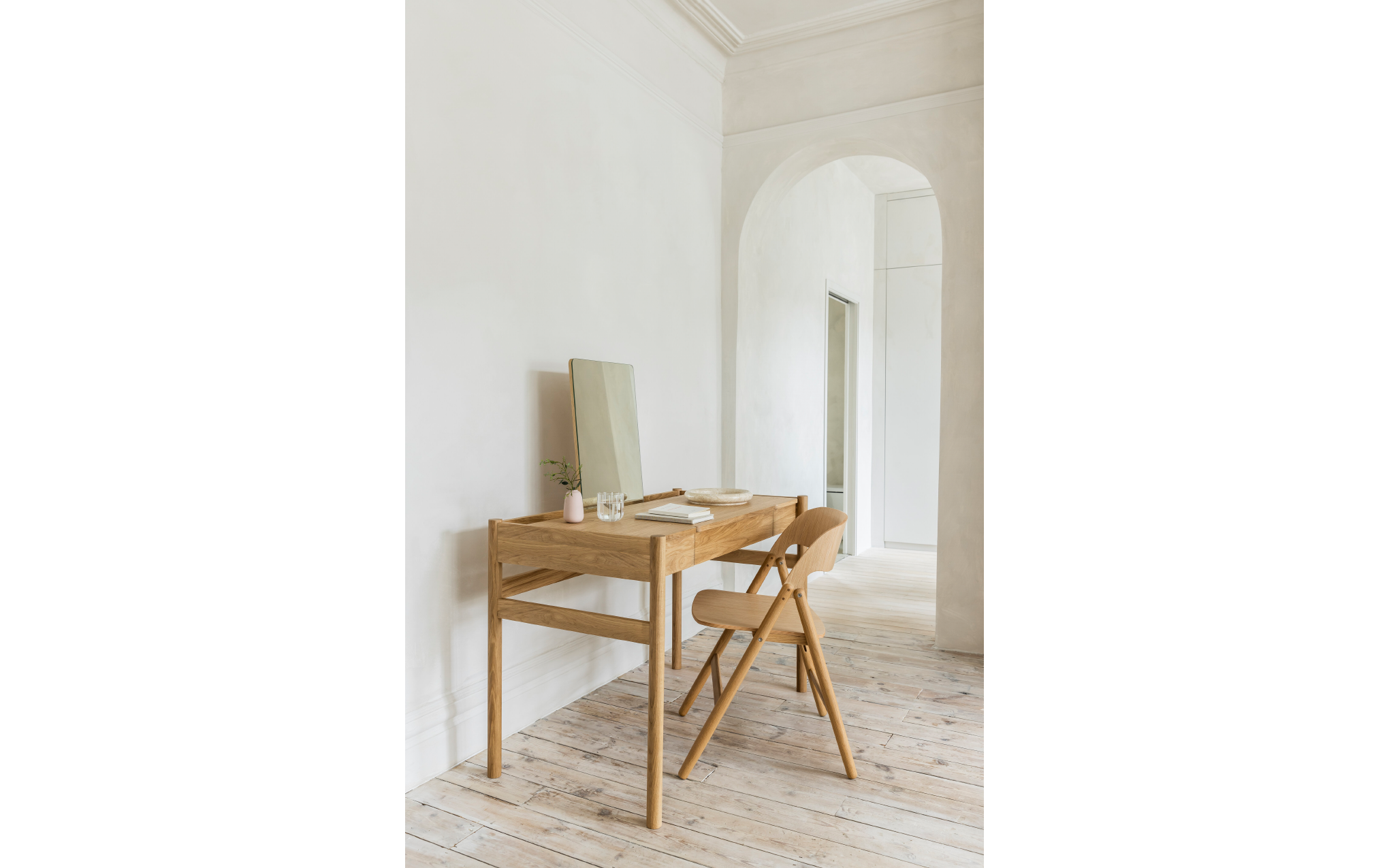 Pala dressing table by Sarah Henrik B ttger for Case SCP