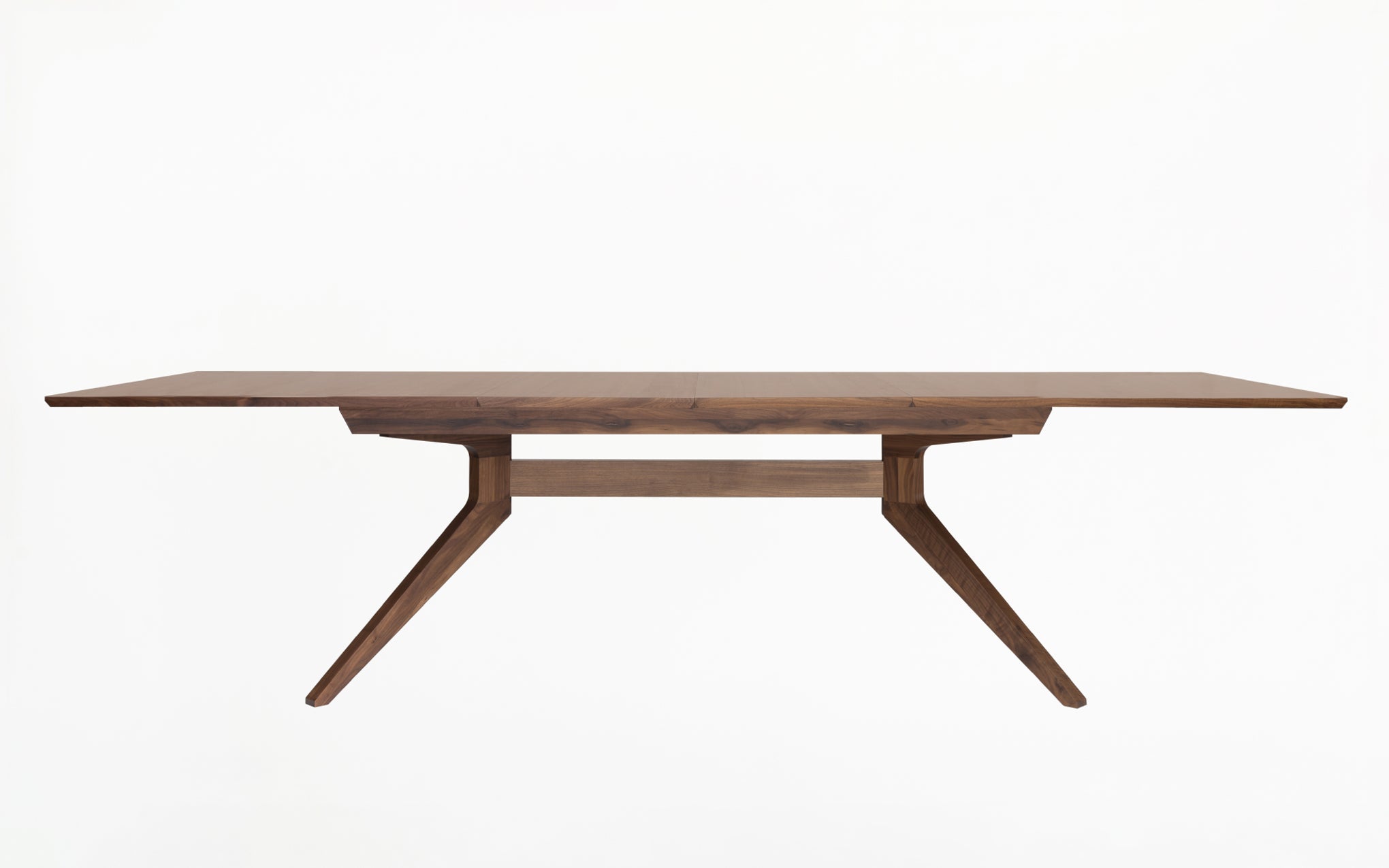 Cross extending table