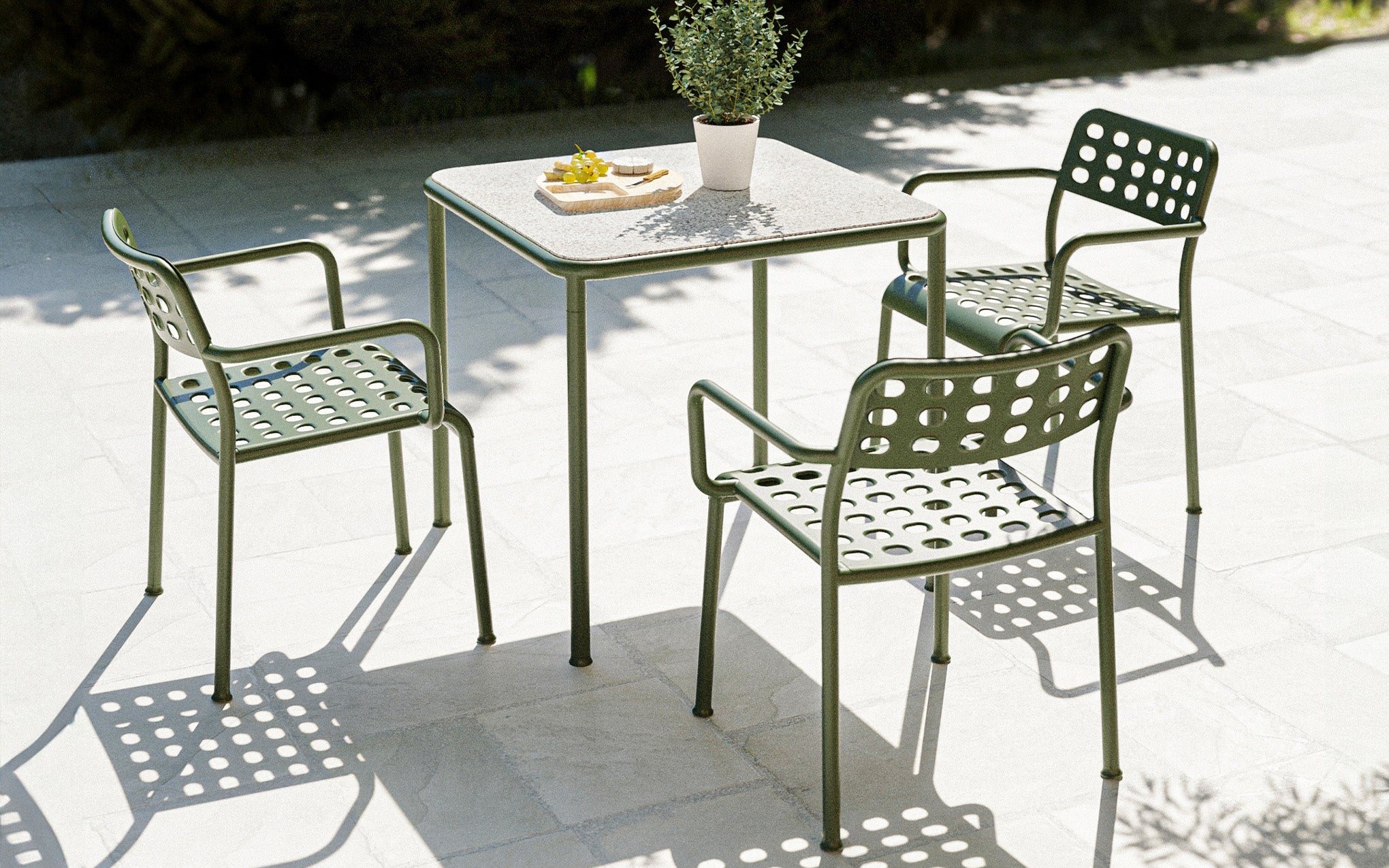 Aeros armchair
