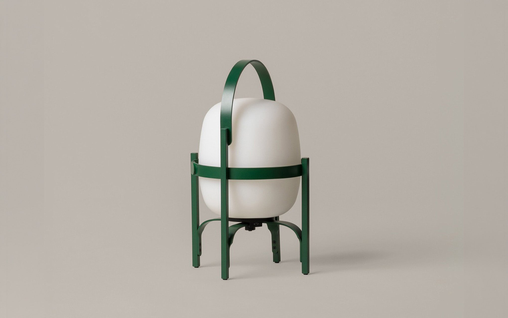 Cestita Alubat table light