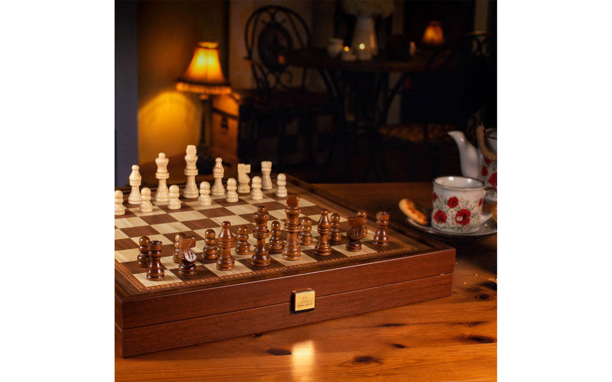 Classic 2-in-1 Chess & Backgammon game set
