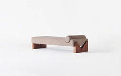 V daybed