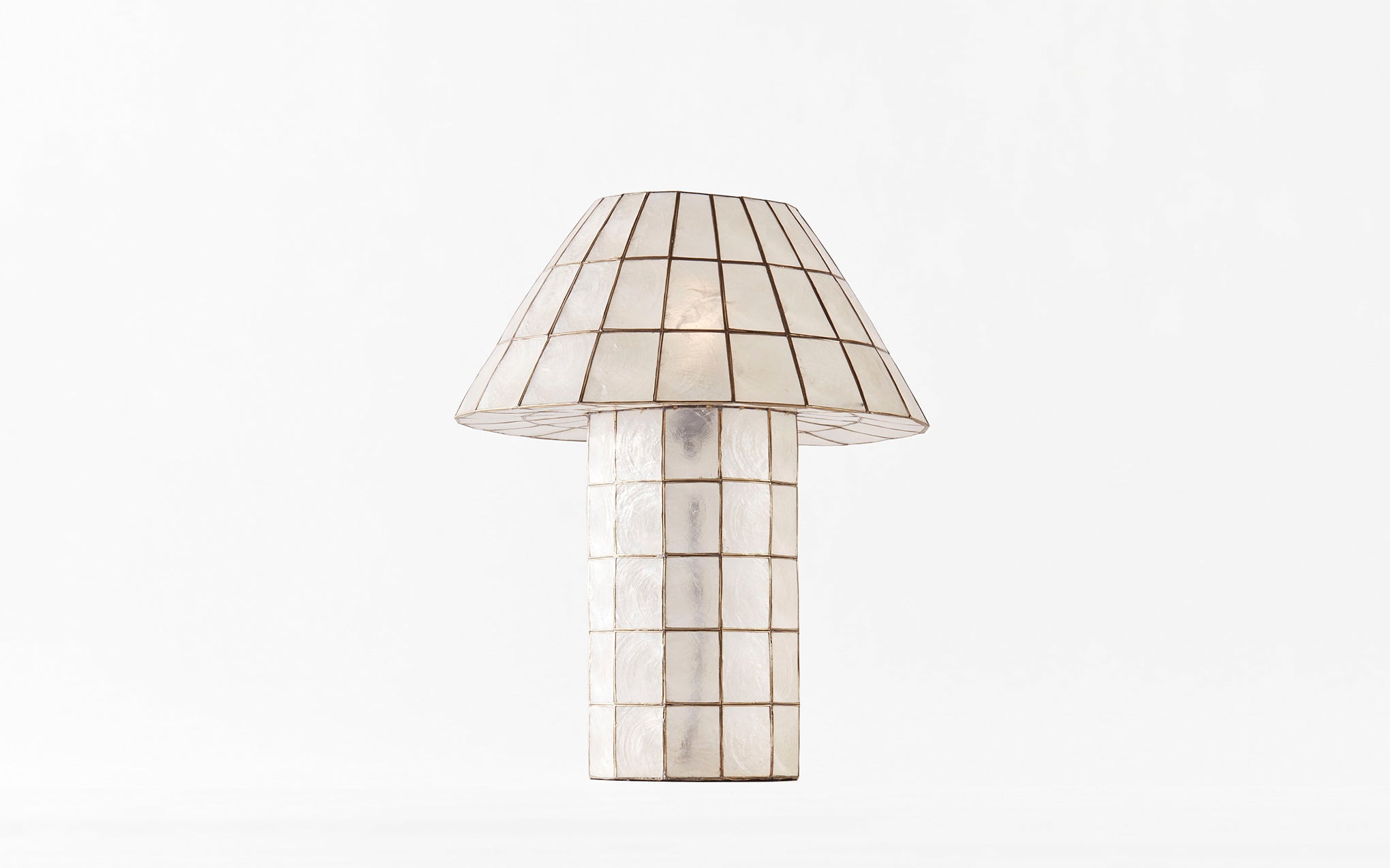 Cornelia table lamp