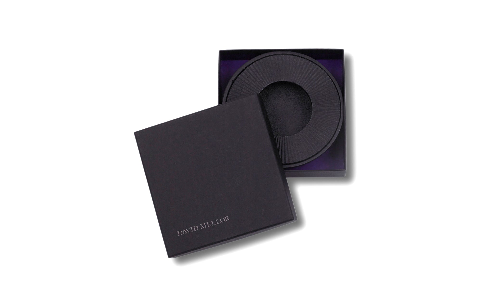 DM low cast iron candleholder