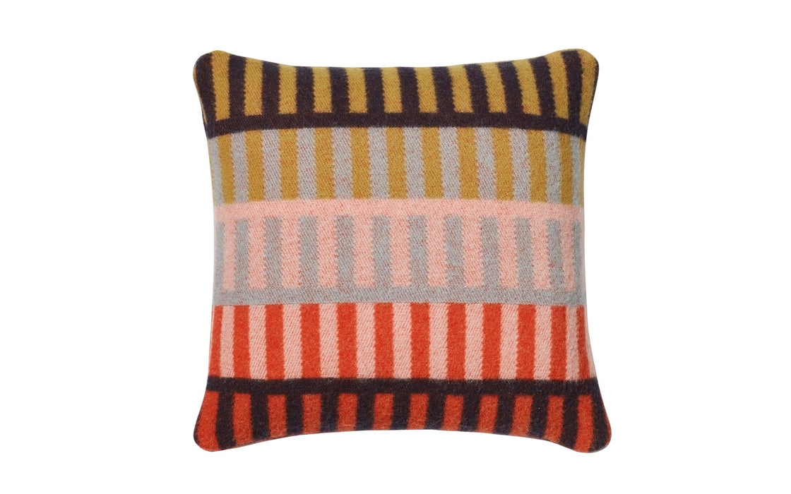 Shiel cushion - red