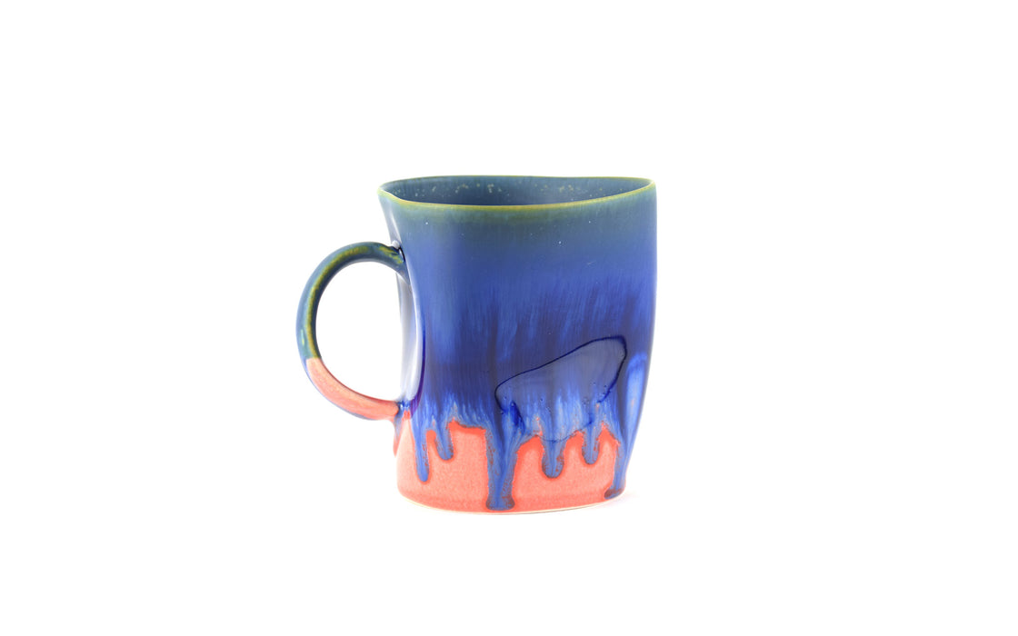 Distorted mug - blue & pink