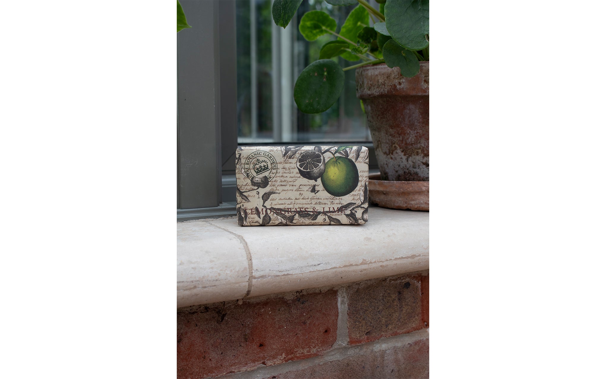 Kew Garden soap bar - lemongrass & lime